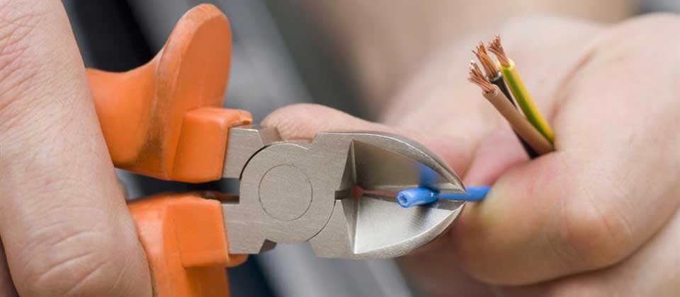 Electricistas en Toledo baratos 24 horas ☎ 629244599 